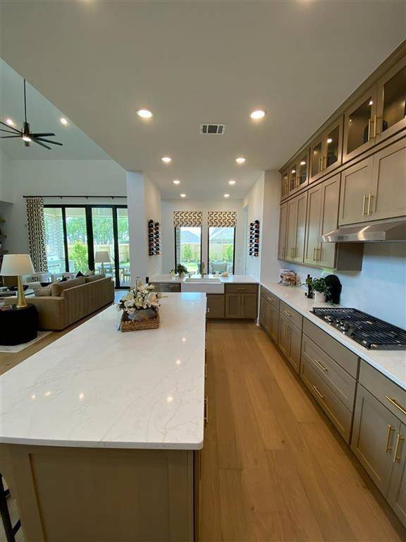 Conroe, TX 77302,18741 Hepburn LN