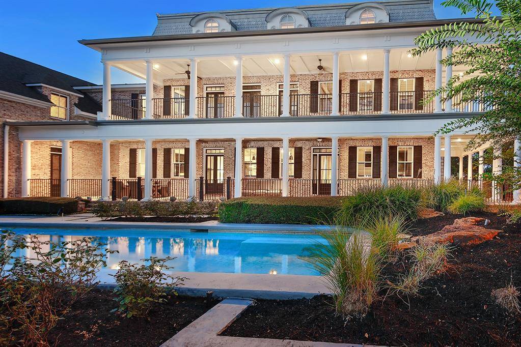 The Woodlands, TX 77380,30 E Bay BLVD