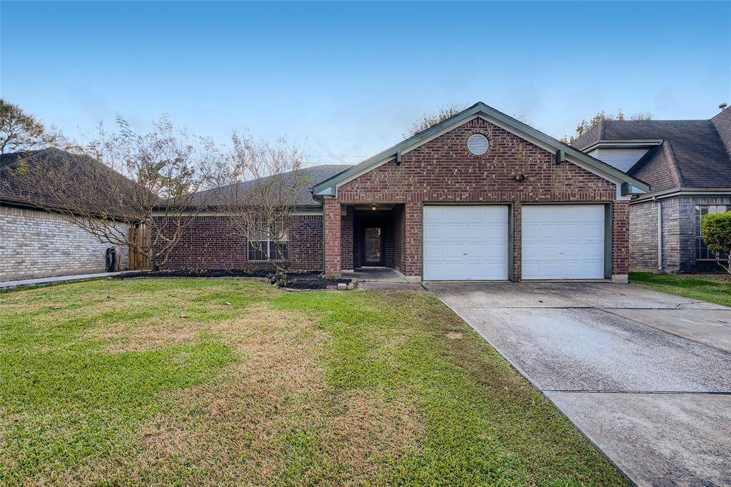 Friendswood, TX 77546,16018 Constitution LN