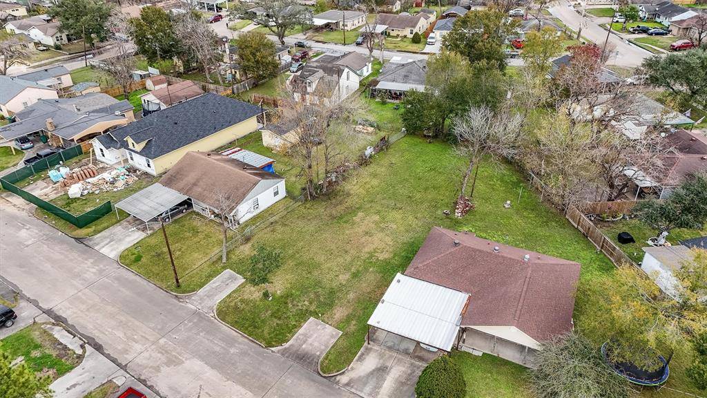 Pasadena, TX 77506,609 James ST