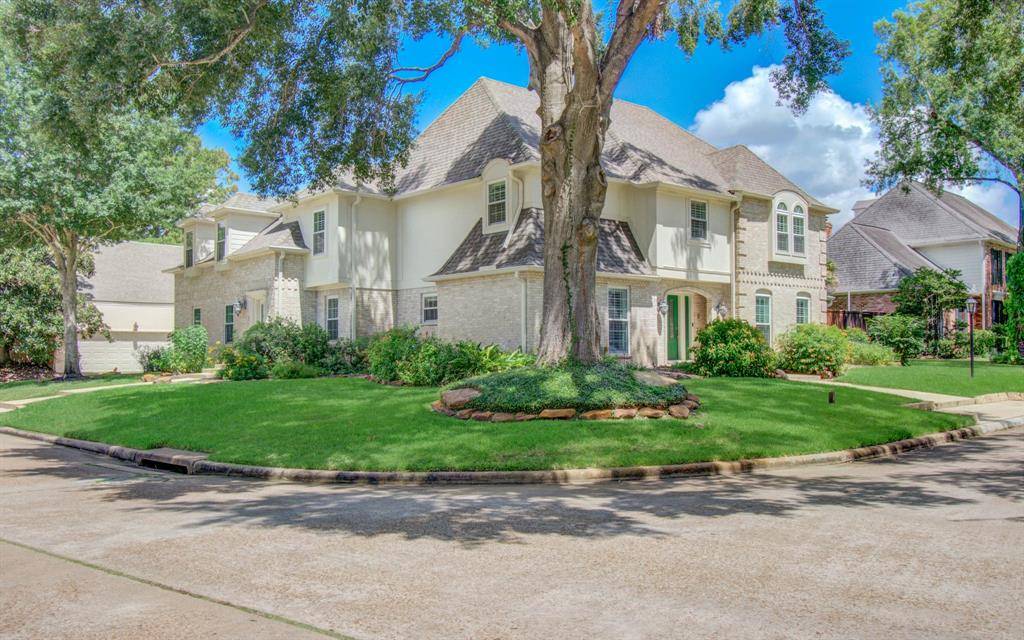Houston, TX 77079,722 Crossroads DR
