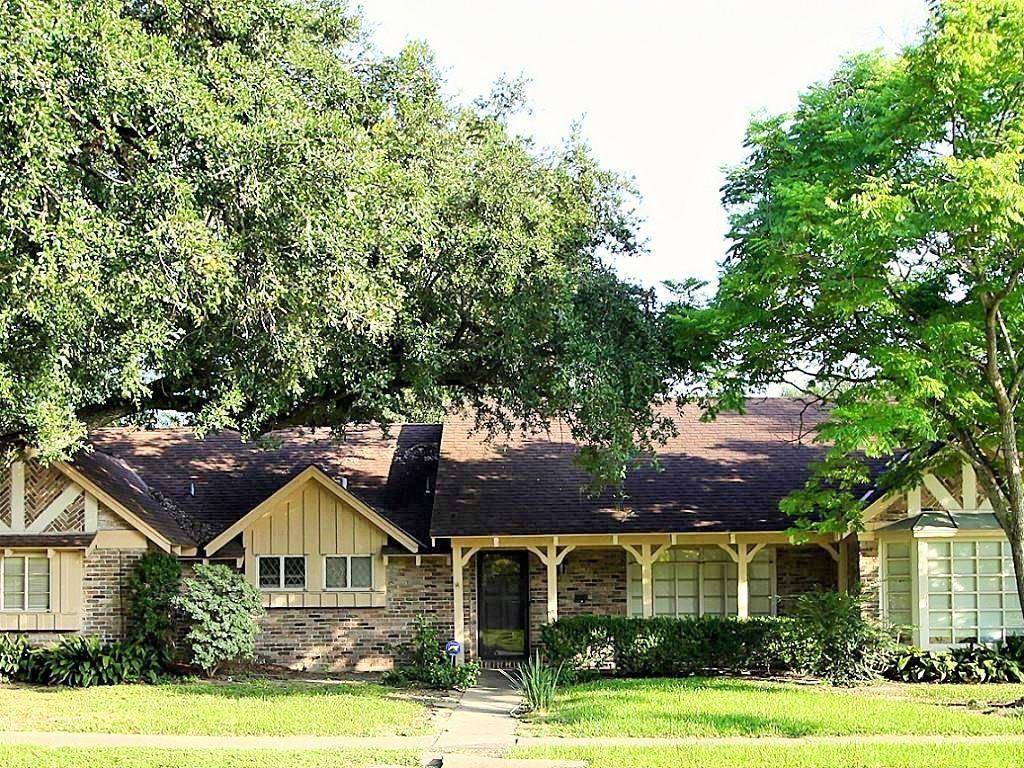 Houston, TX 77063,7811 Small Leaf CIR