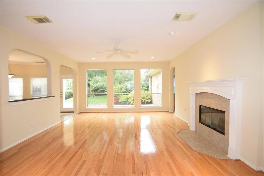 Katy, TX 77450,5011 Quiet Falls CT