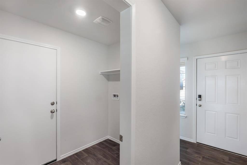 League City, TX 77573,4106 Bronco Station LN