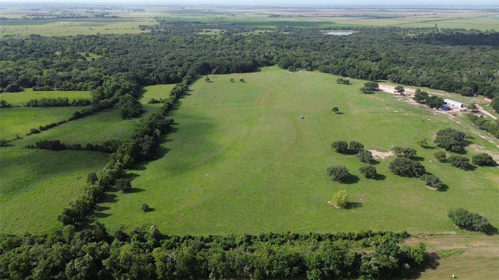 Wallis, TX 77485,3690 W Fm 1093