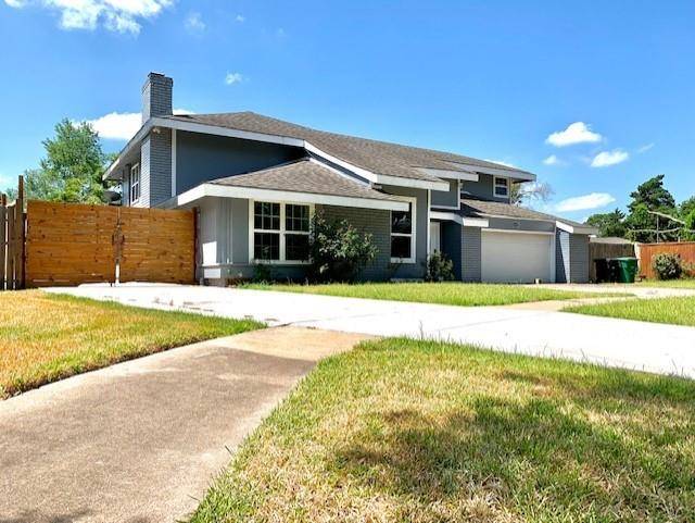 Houston, TX 77099,10407 Tennis CT