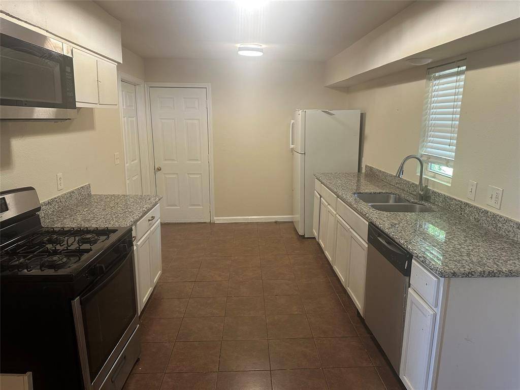 Houston, TX 77047,4115 Dacca DR