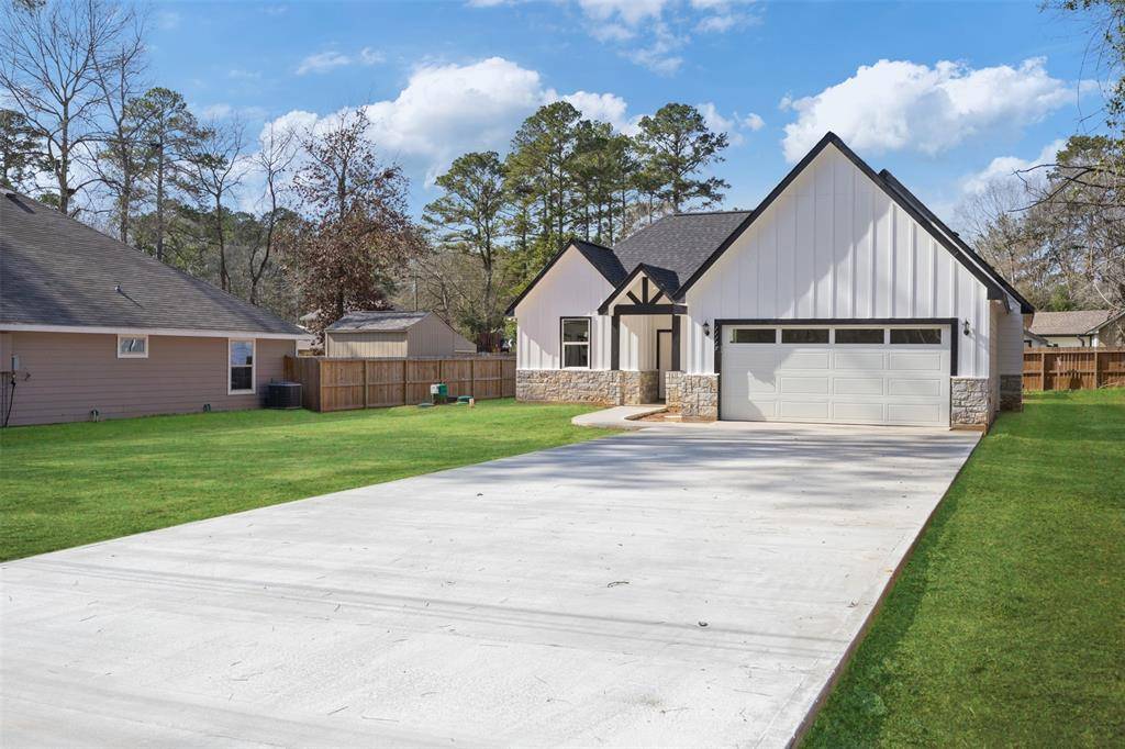 Conroe, TX 77303,11119 Baylor