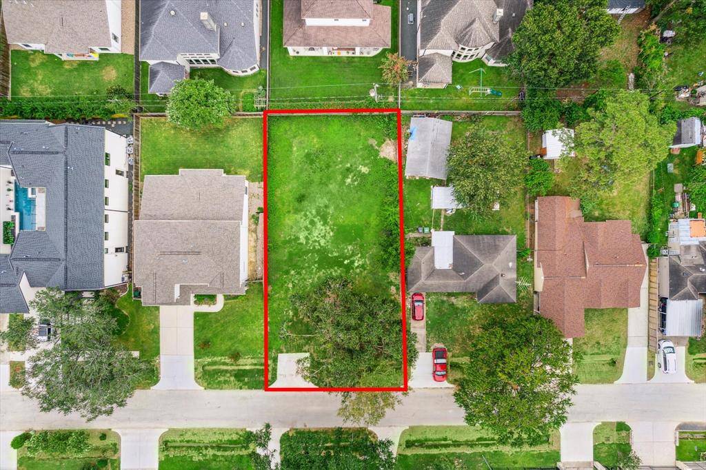 Houston, TX 77055,1310 Zora ST