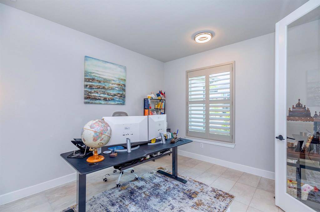 Sugar Land, TX 77479,5115 Maumee River DR
