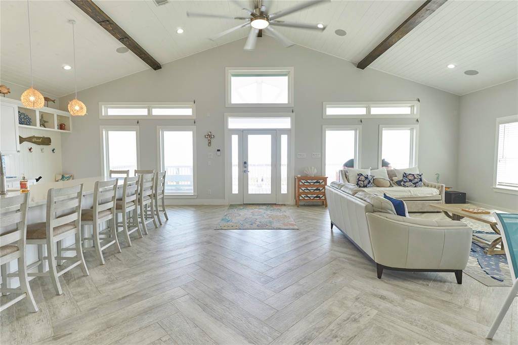 Sargent, TX 77414,716 County Road 230 Canal DR