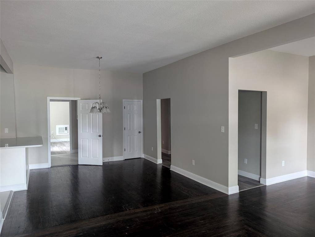 Houston, TX 77023,4902 Mckinney