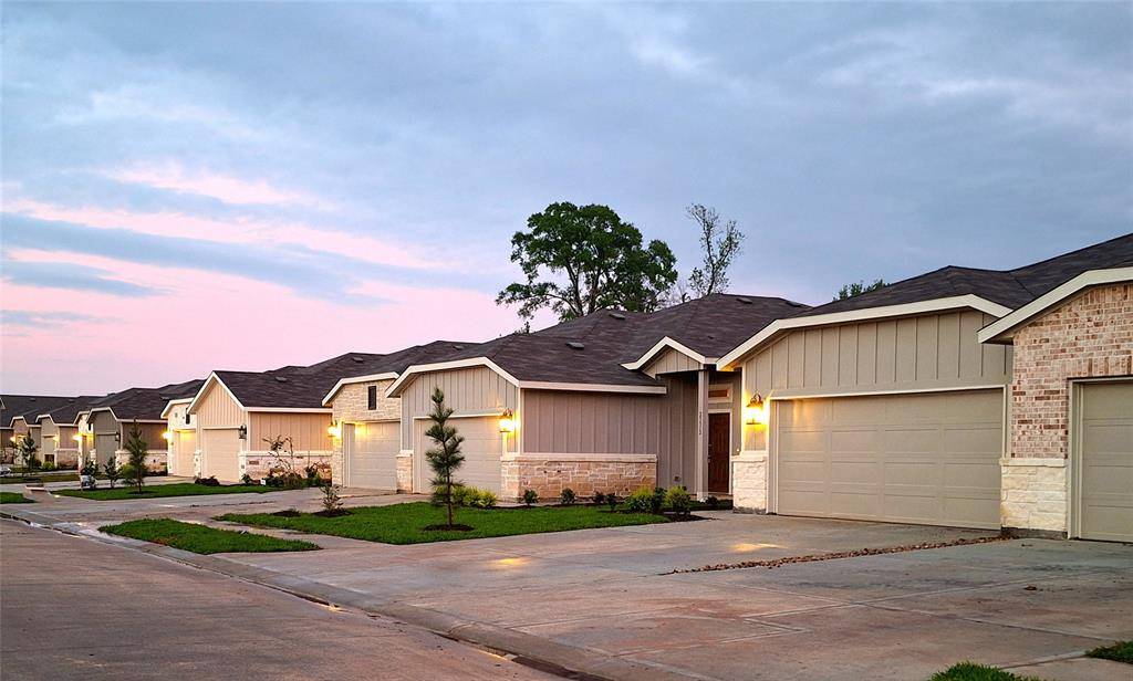 Magnolia, TX 77354,9902 Grosbeak LN