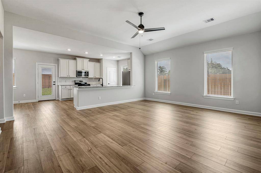 Conroe, TX 77303,15683 Honey Cove DR