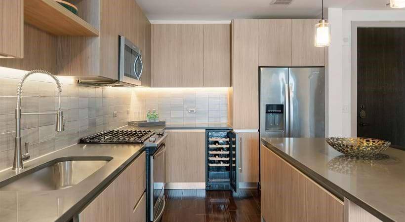 Houston, TX 77004,5280 Caroline Street #1614