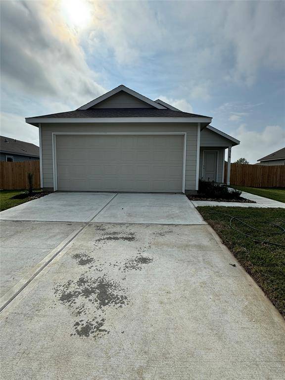 Angleton, TX 77515,216 Dallas DR