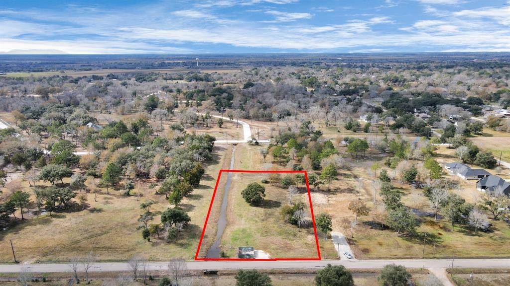 Alvin, TX 77511,3704 County Road 326