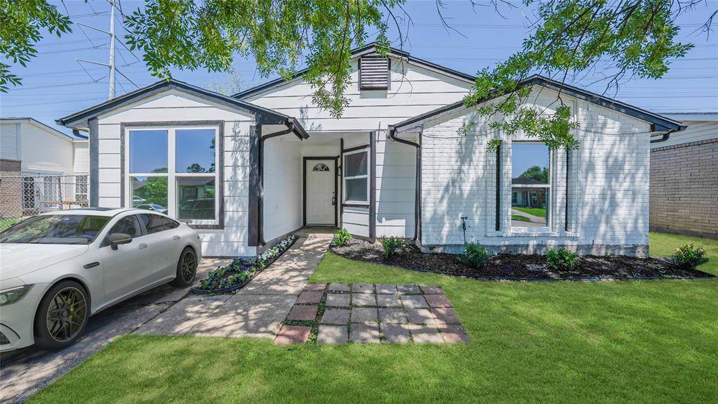 Houston, TX 77049,14223 Edenglen DR