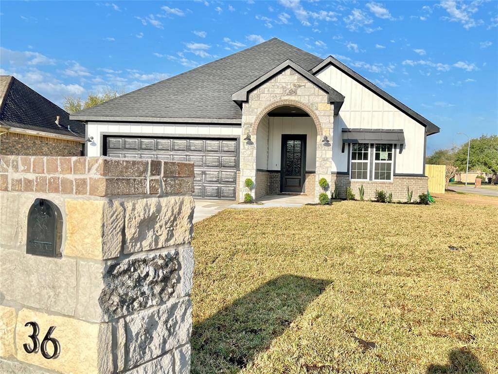 La Marque, TX 77510,36 Prairie Oaks DR