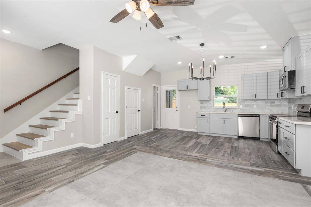 Bacliff, TX 77518,4106 B White ST