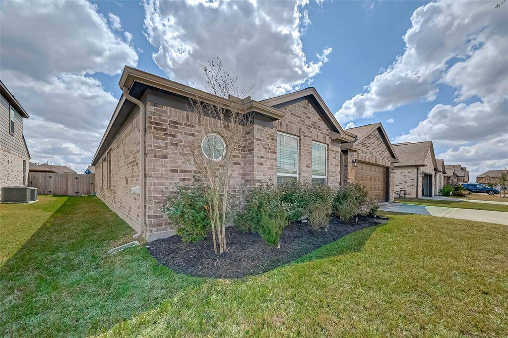 Rosenberg, TX 77471,1911 Walnut Green CIR