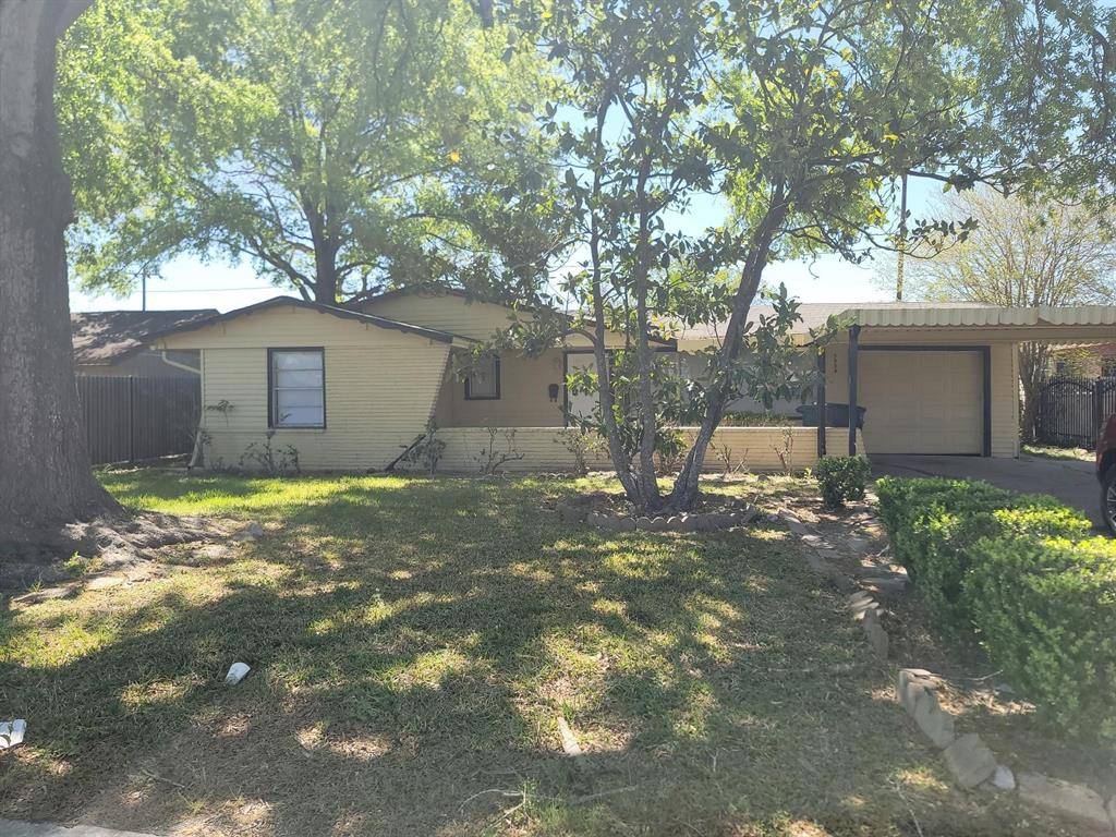 Houston, TX 77033,5934 Ridgeway DR