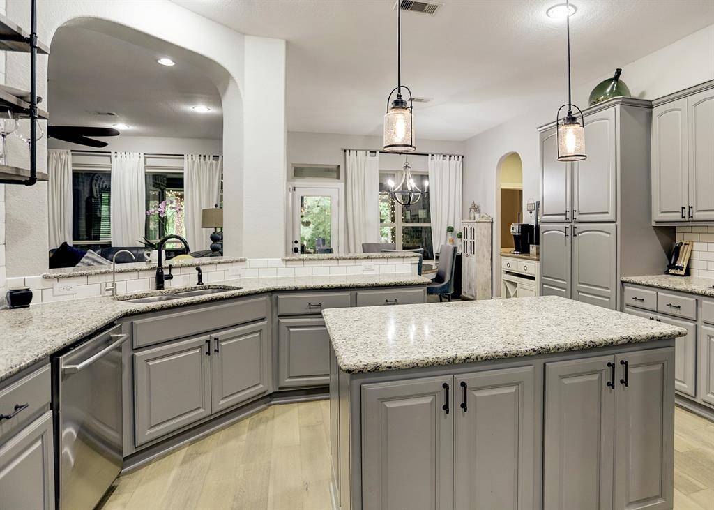 Conroe, TX 77384,409 Holly Forest DR