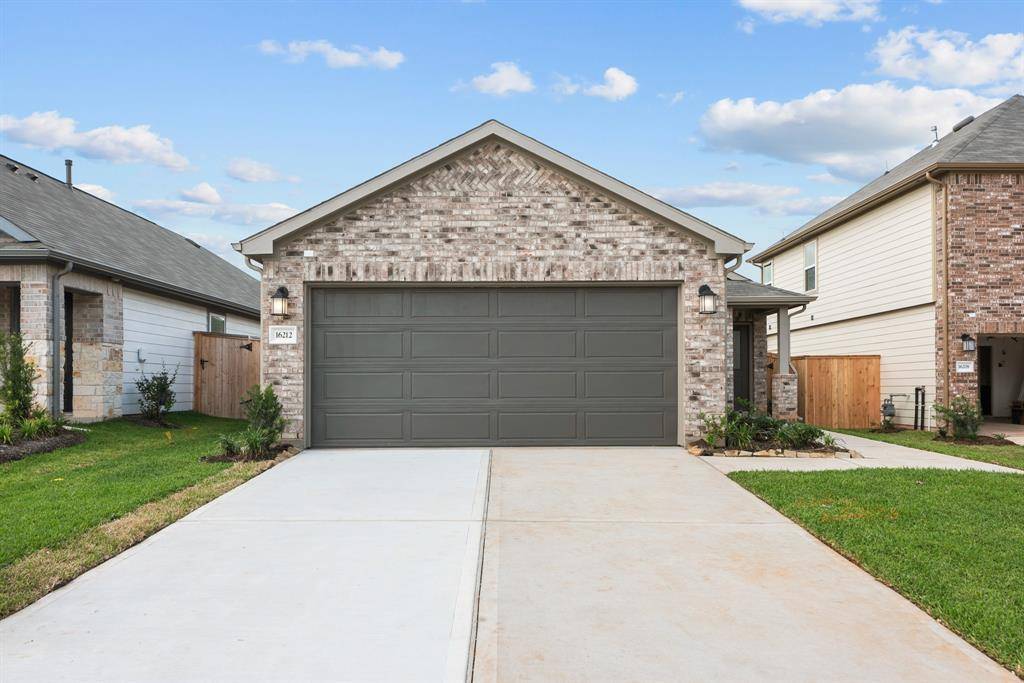 Montgomery, TX 77316,16212 McDonald County CT