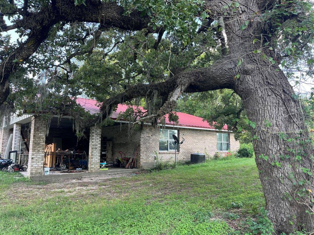 Lovelady, TX 75851,1365 CR 4190