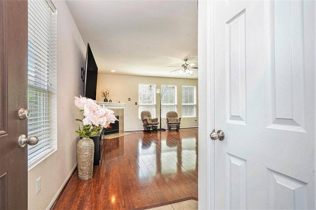 Baytown, TX 77521,5318 El Tigre LN