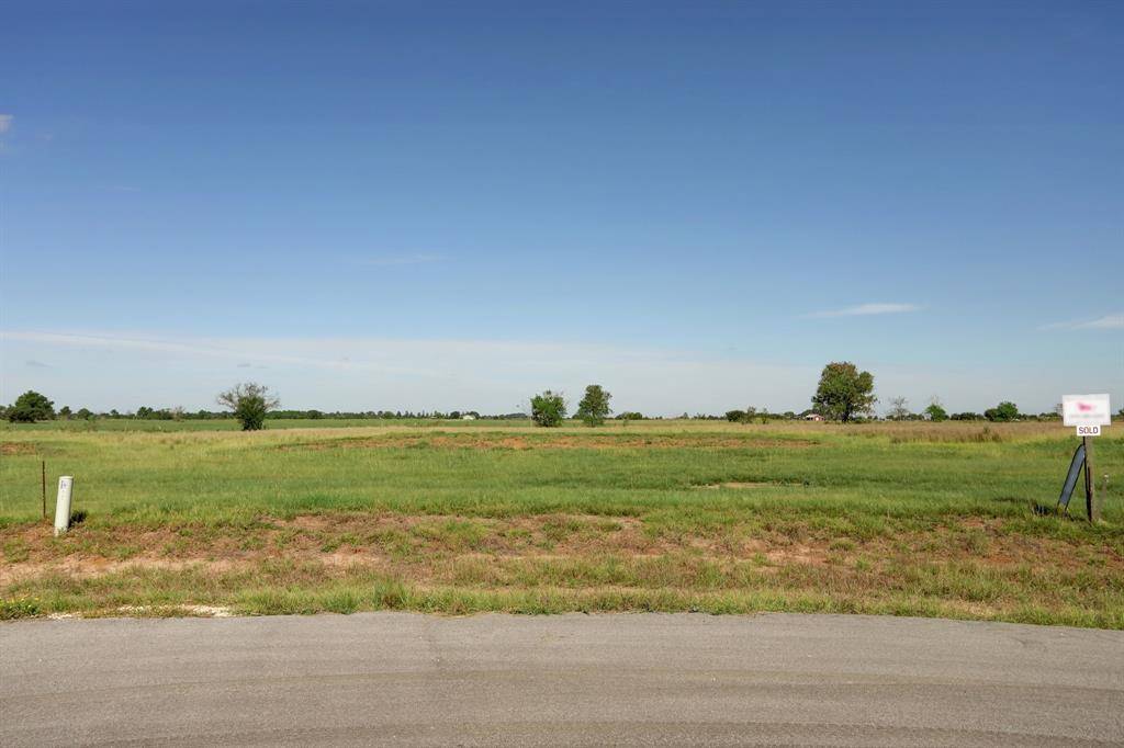 Sealy, TX 77474,5160 Timber Ridge Dr