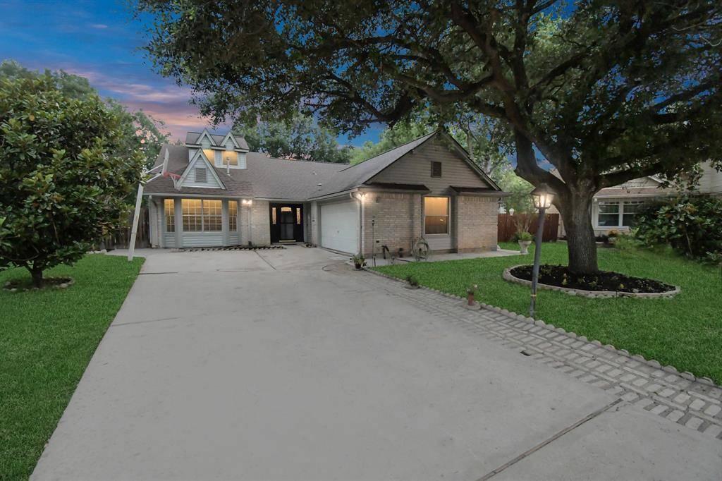 Houston, TX 77082,3207 S Briar Knoll DR