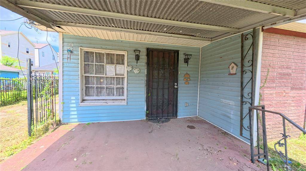 Houston, TX 77022,3307 Omega ST