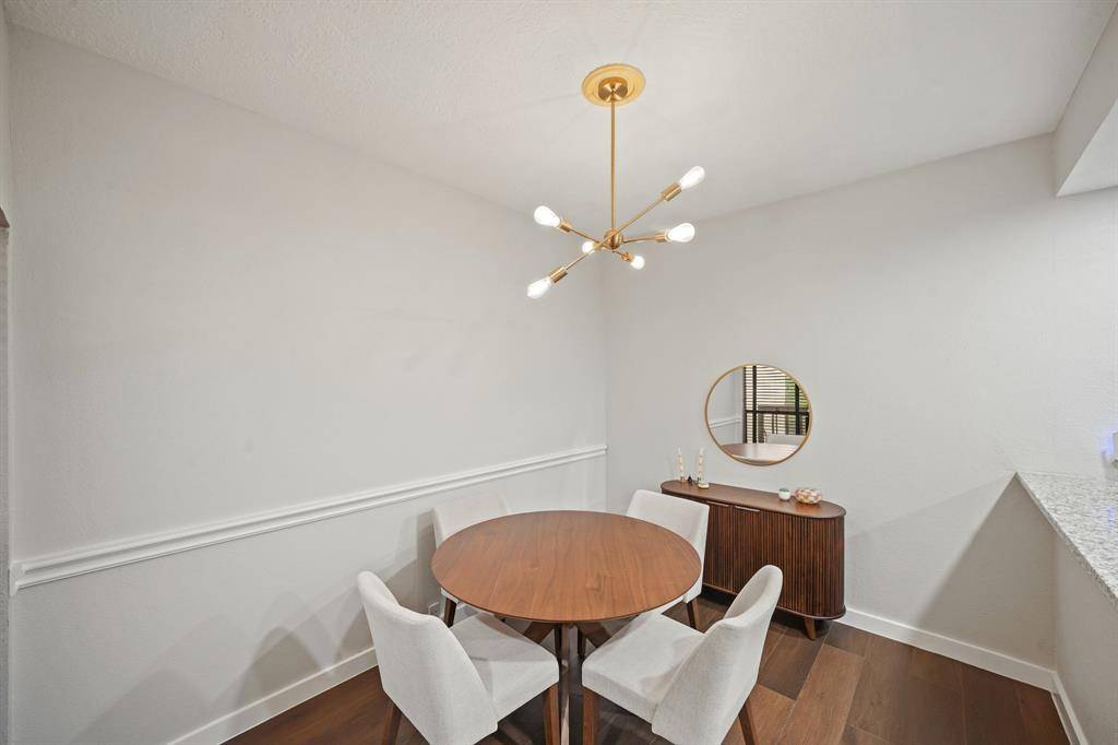 Houston, TX 77024,11711 Memorial DR #276