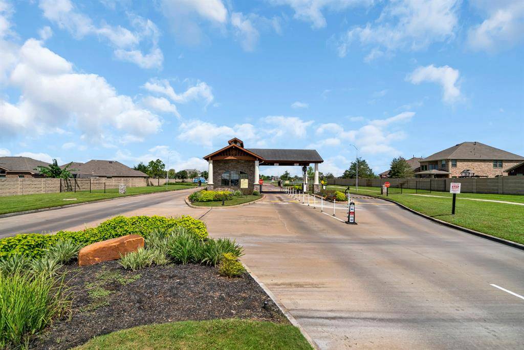 Rosharon, TX 77583,9939 Clear Diamond DR