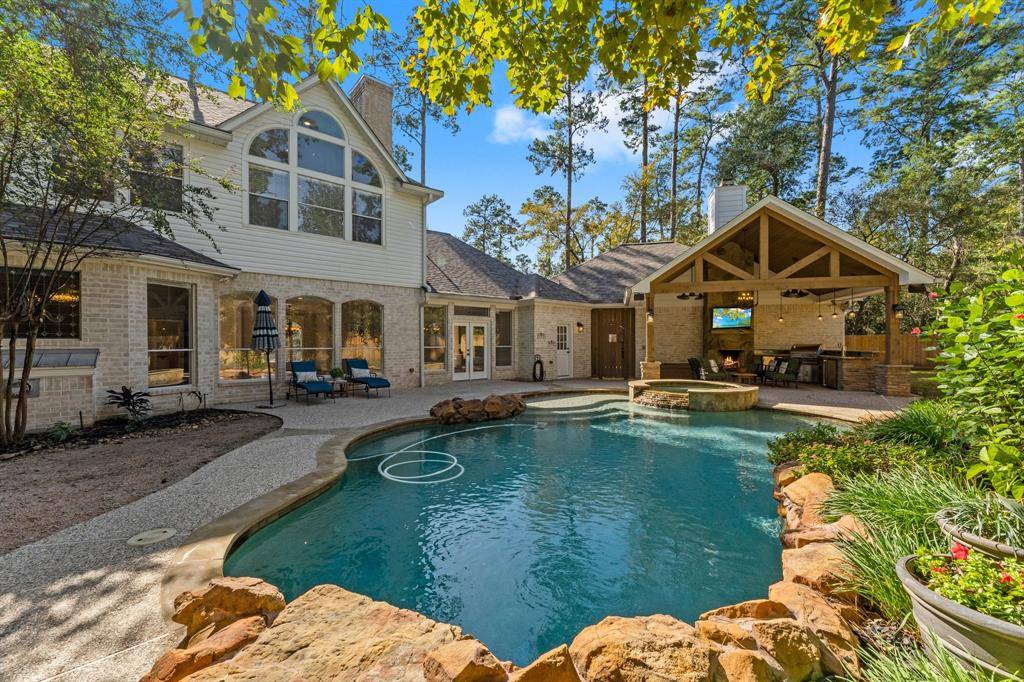 The Woodlands, TX 77381,15 Crested Pines CT