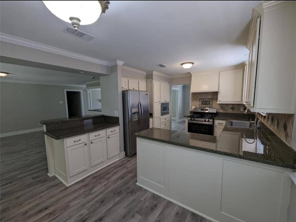 Houston, TX 77035,6026 Warm Springs RD