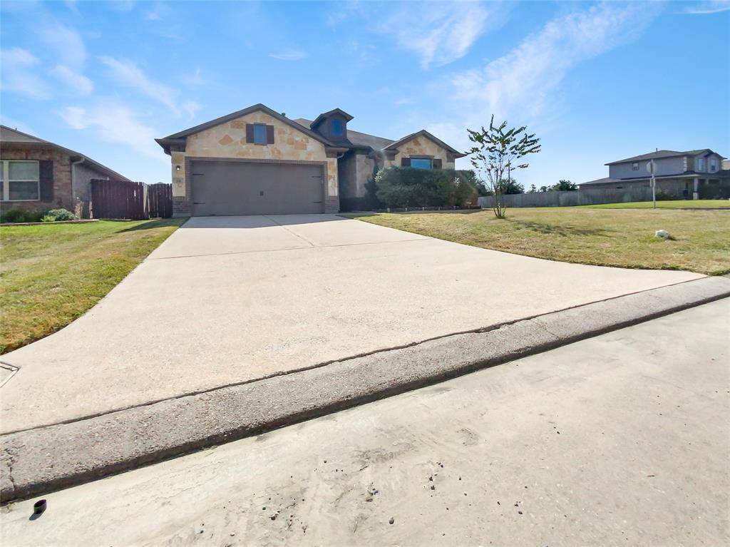 Magnolia, TX 77354,332 Country Crossing CIR