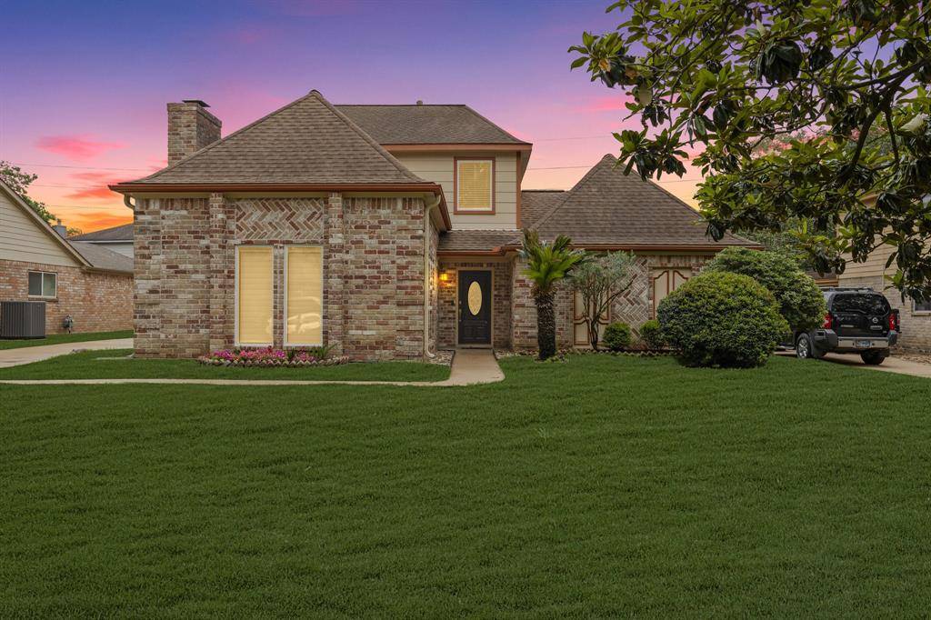 Katy, TX 77450,907 Dominion DR