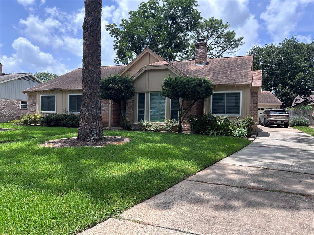 Houston, TX 77043,2827 Fontana DR