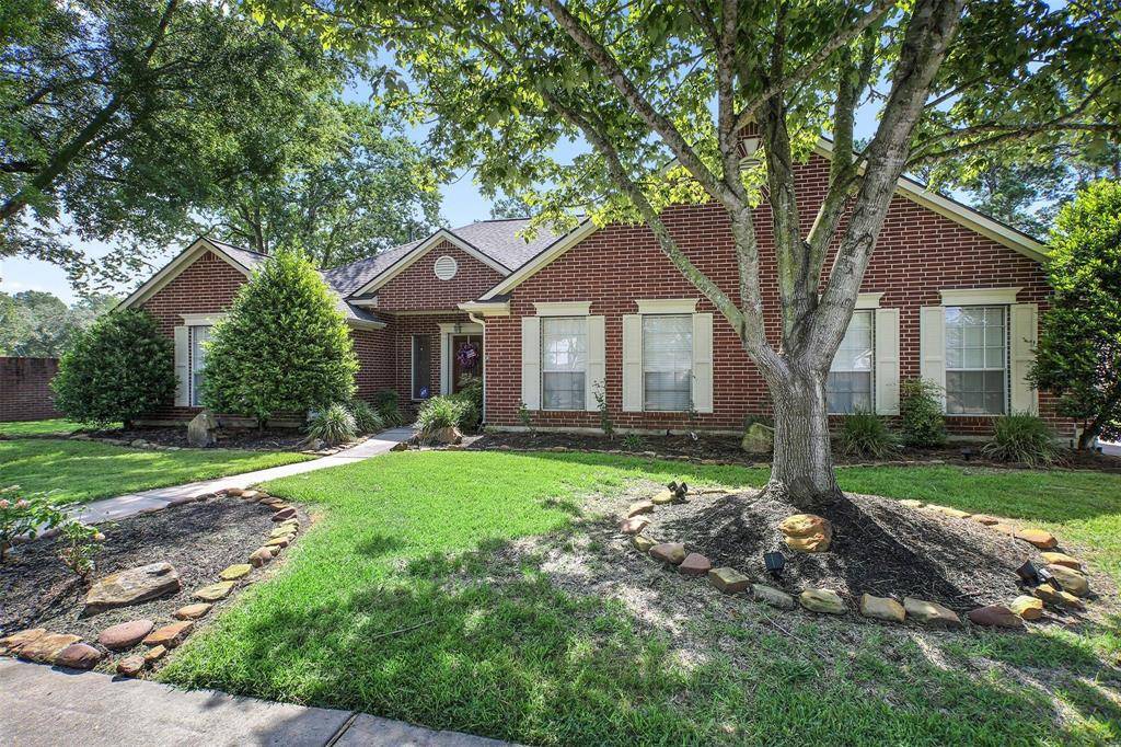 Friendswood, TX 77546,617 Woodview DR