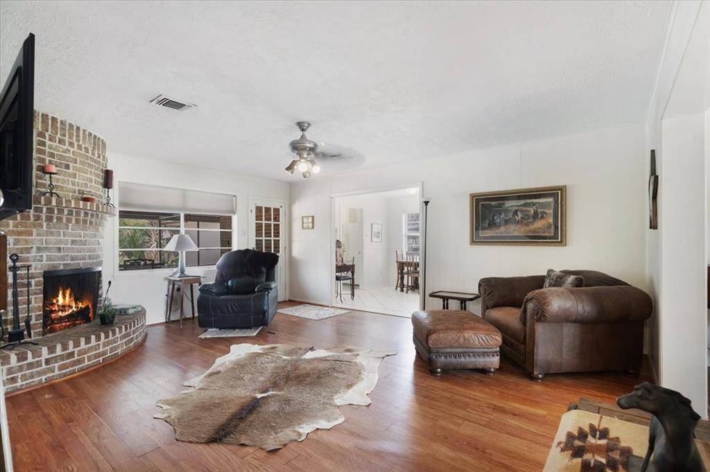 Pasadena, TX 77502,2708 Valley Forge DR