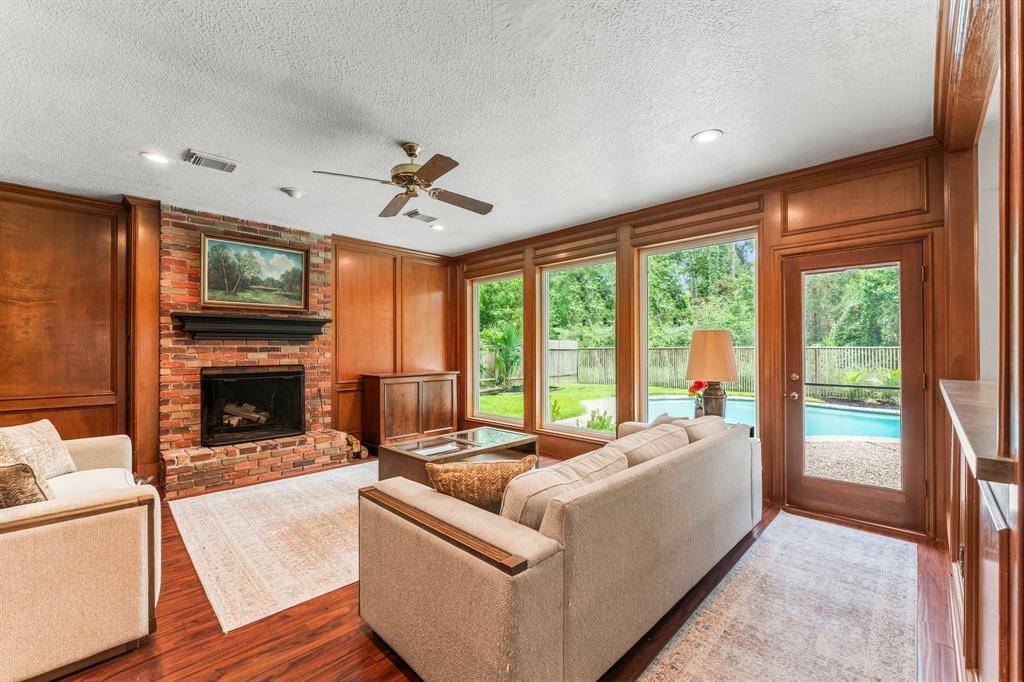 Houston, TX 77345,2910 Highland Laurels DR