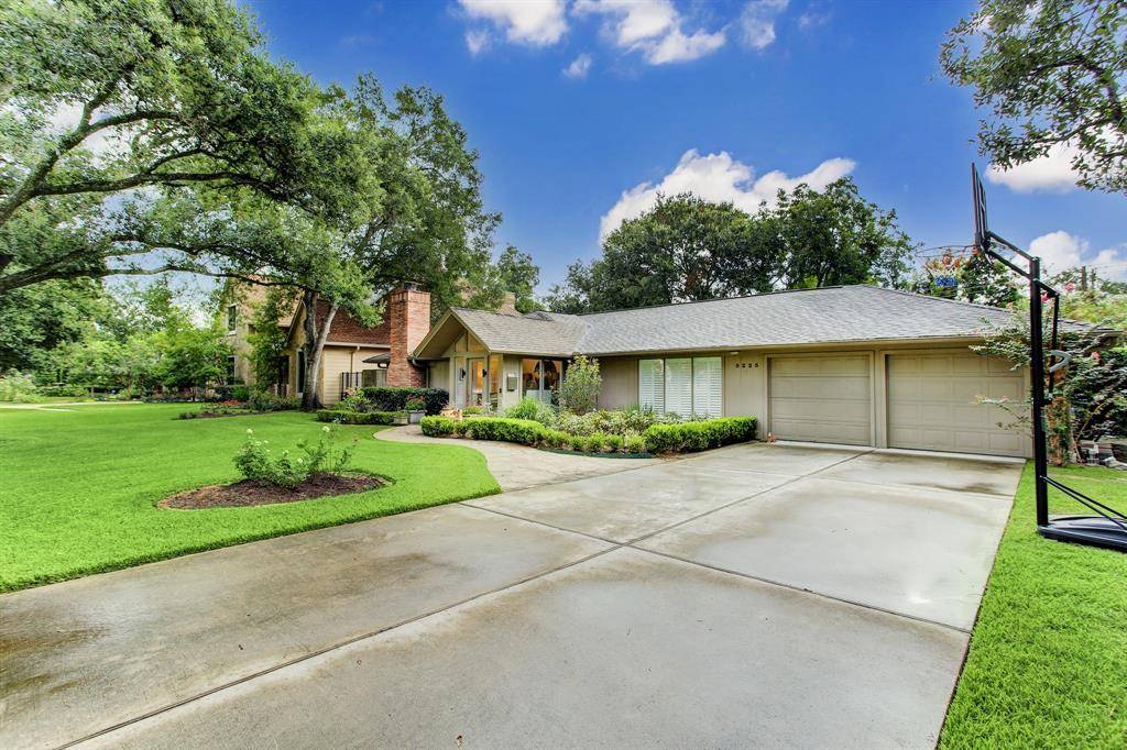 Bellaire, TX 77401,5225 Holly ST