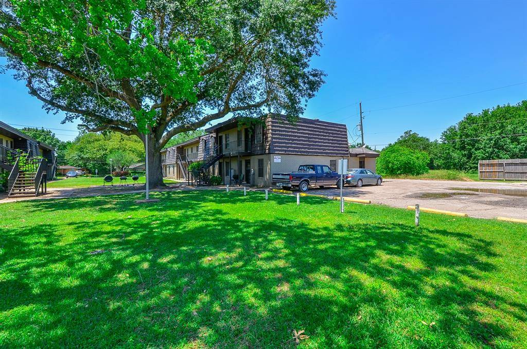 Katy, TX 77493,1518 East AVE #110