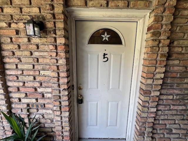 Houston, TX 77057,6401 Skyline DR #5