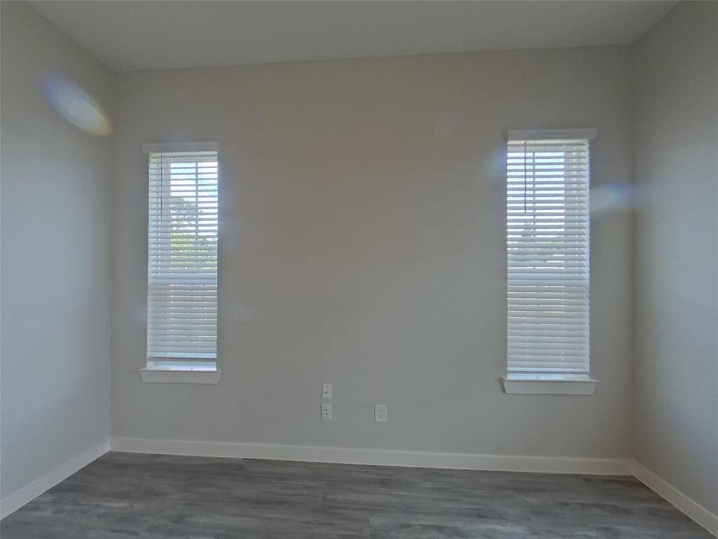 Tomball, TX 77375,9835 Willow Creek Commerce DR #115