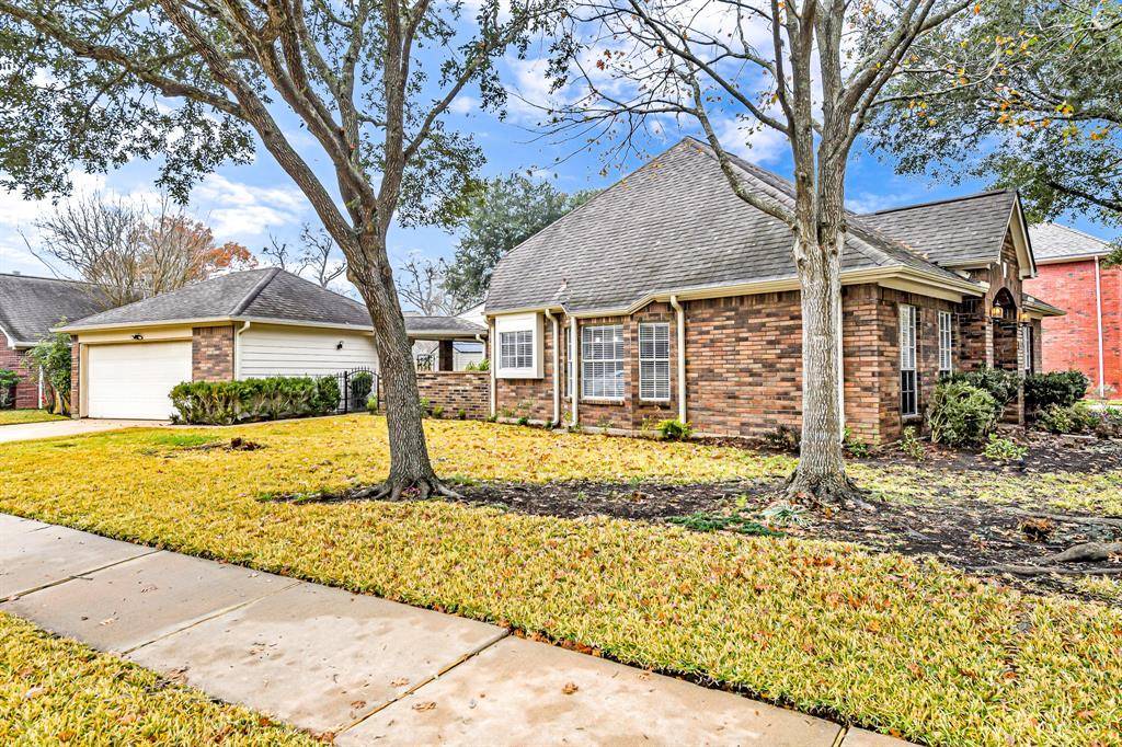 Sugar Land, TX 77479,1511 Briarbend DR