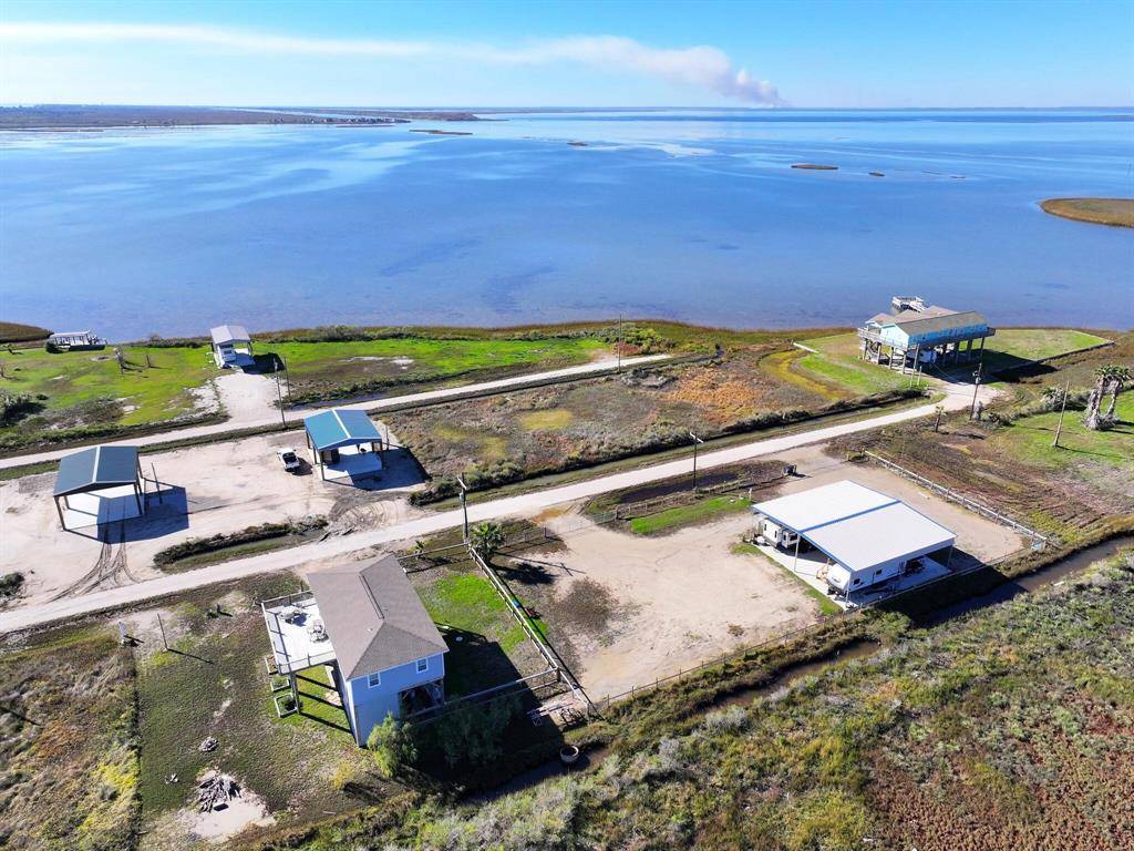 Gilchrist, TX 77617,1153 Beach Front RD