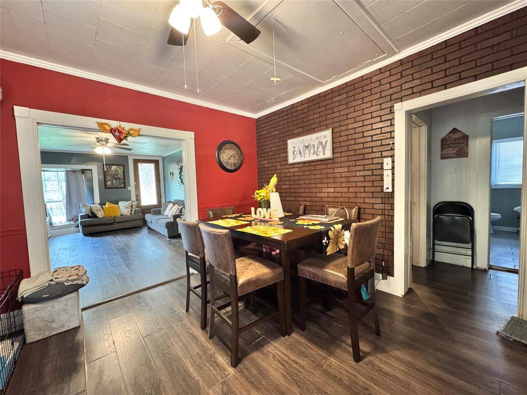 Navasota, TX 77868,918 E Mcalpine ST